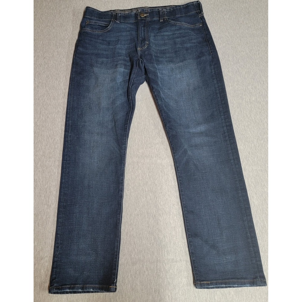 Lee Mens 38x32 Extreme Motion MVP Slim Straight Leg Blue Denim Jeans 102018461